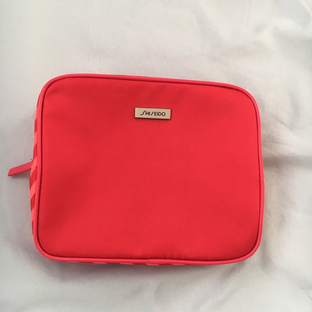 SHISEIDO MAKEUP BAG